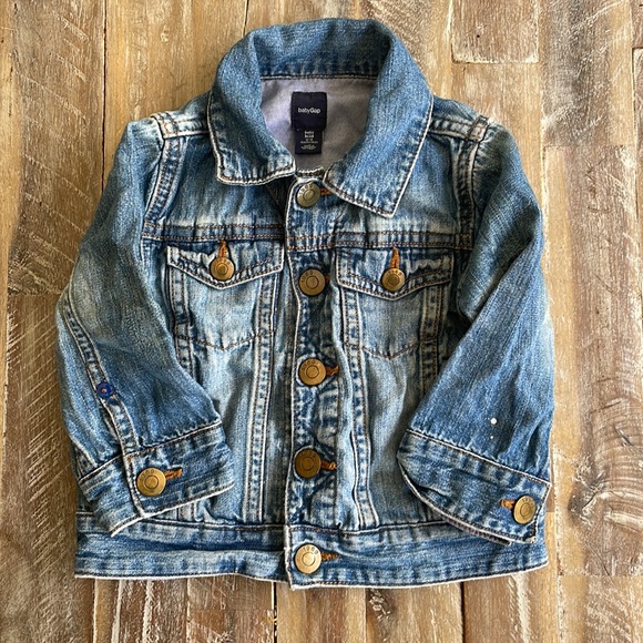 Baby gap denim jacket GUC size 12-18months - Picture 1 of 2